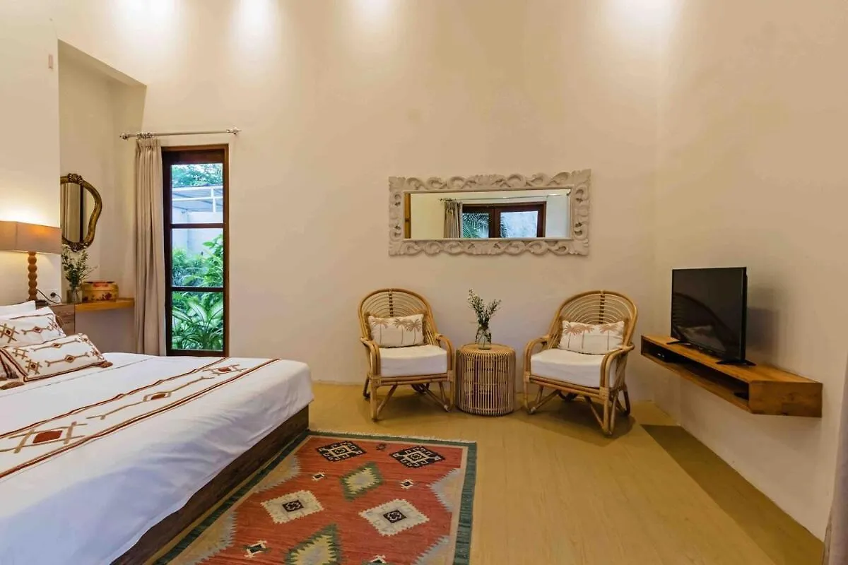 Huge & Good Location 6 Bedroom Villa In Seminyak Indonesia