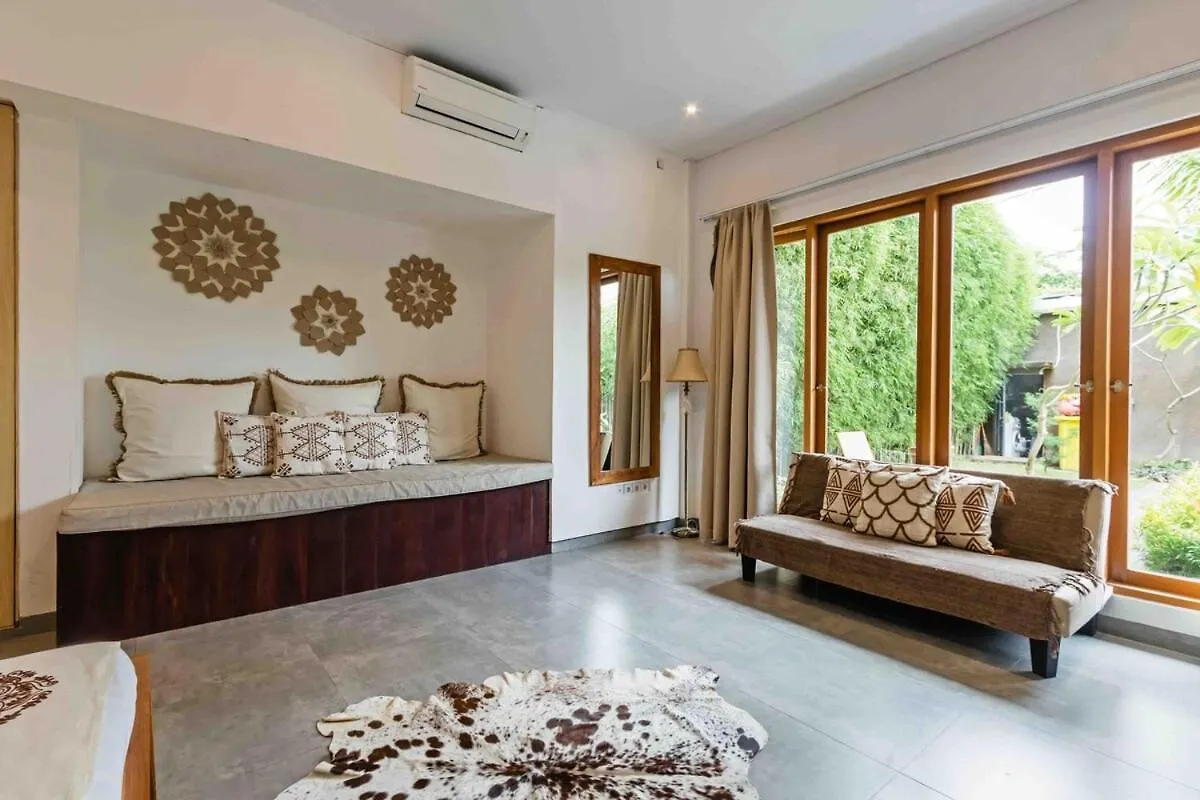 Huge & Good Location 6 Bedroom Villa In Seminyak