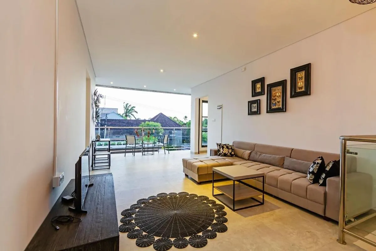 Huge & Good Location 6 Bedroom Villa In Seminyak Indonesia