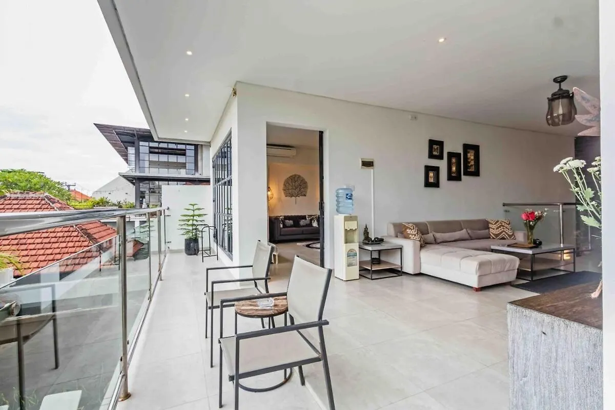 Huge & Good Location 6 Bedroom Villa In Seminyak Seminyak (Bali)