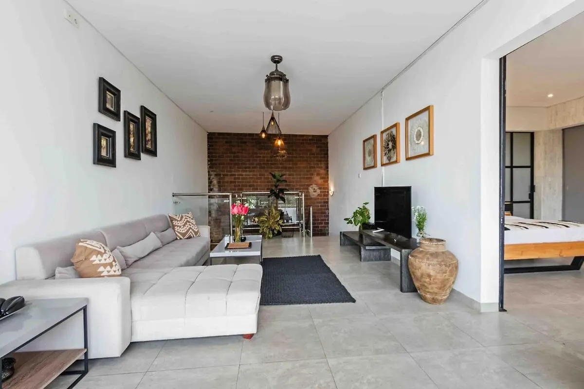 Huge & Good Location 6 Bedroom Villa In Seminyak 0*, Seminyak (Bali) Indonesia