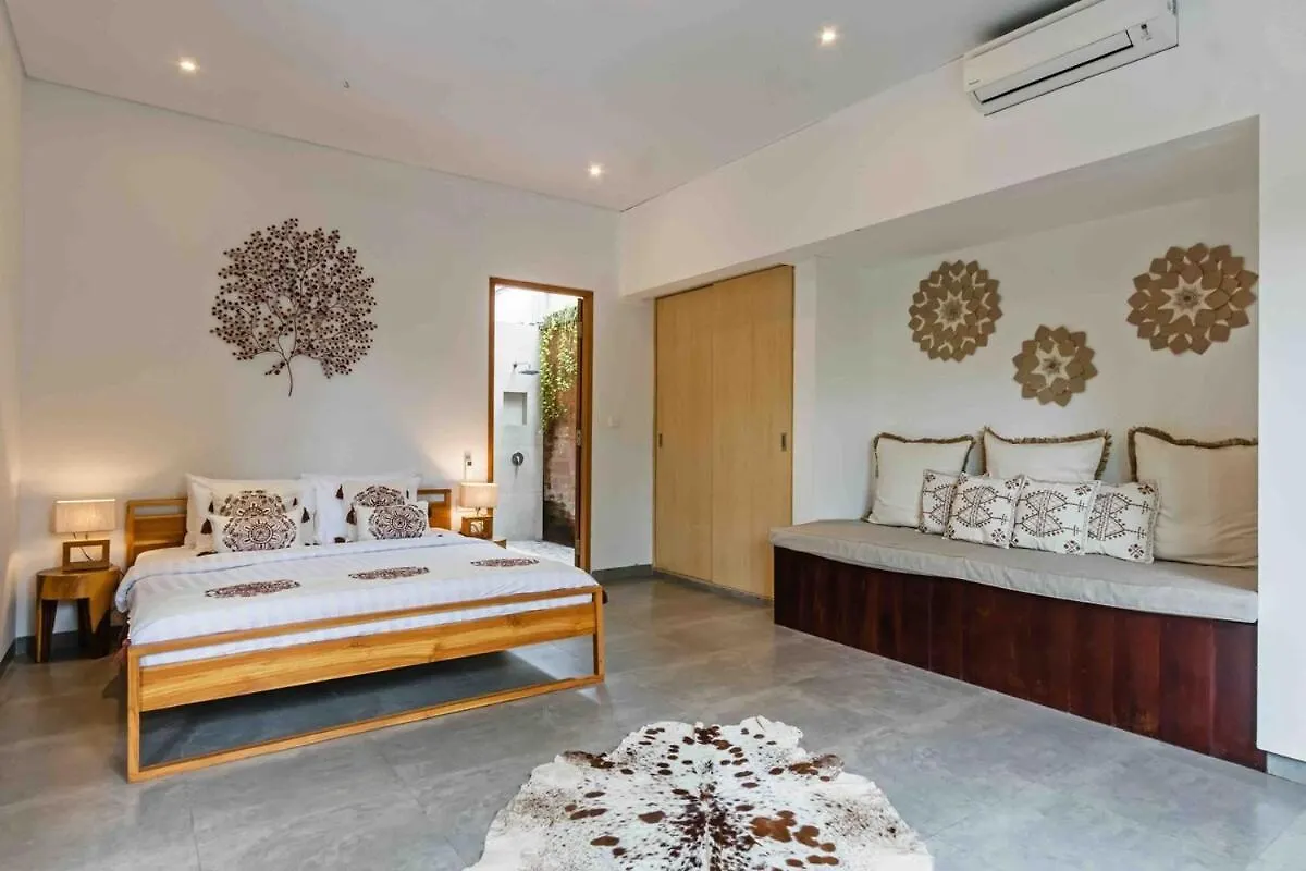 Huge & Good Location 6 Bedroom Villa In Seminyak 0*, Seminyak (Bali) Indonesia