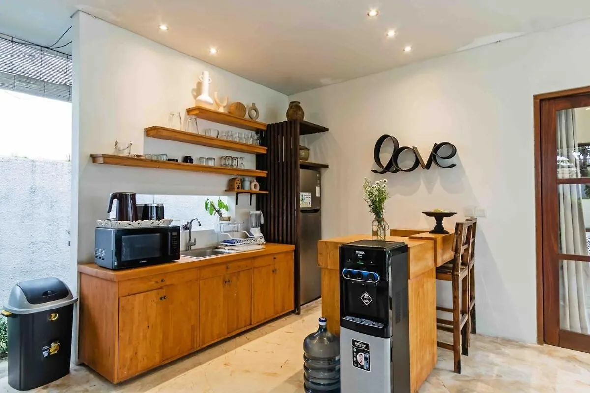 Huge & Good Location 6 Bedroom Villa In Seminyak Seminyak (Bali)