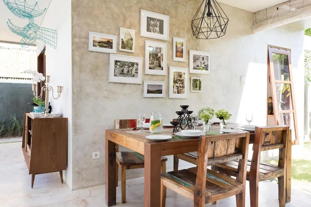 Huge & Good Location 6 Bedroom Villa In Seminyak